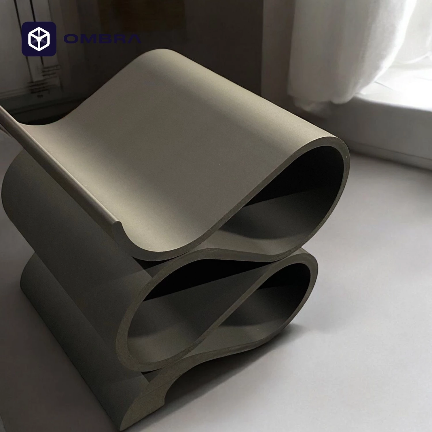 Mbajtëse për shishet e verës "Curly Wine Holder", e zezë