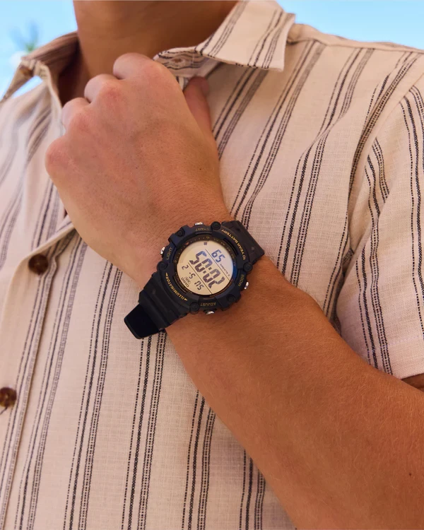 Orë dore Casio AE-1500WHX-1AV, e zezë/artë