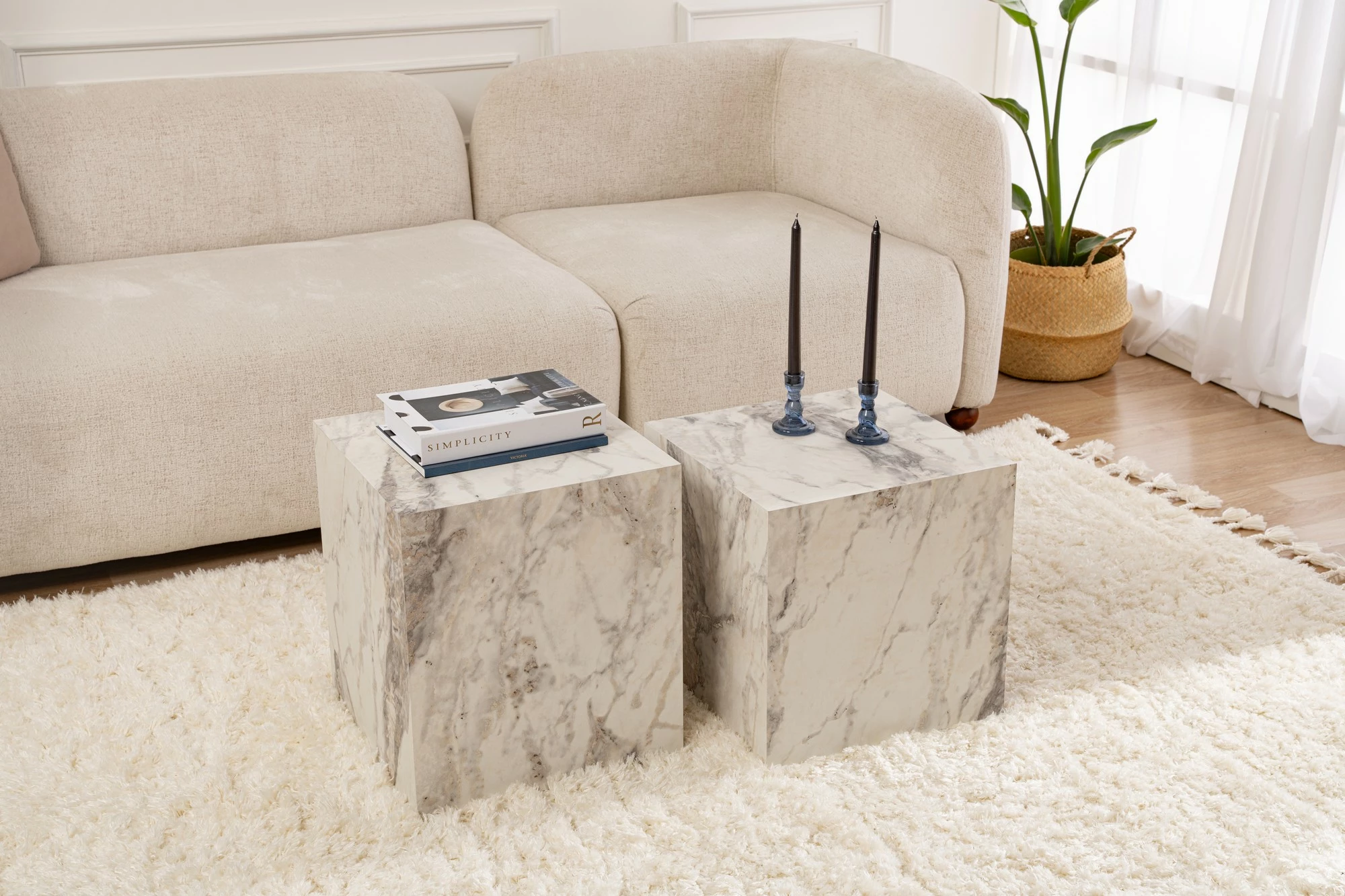 Set tavolinash anësore Nordure, model kube, Freesia