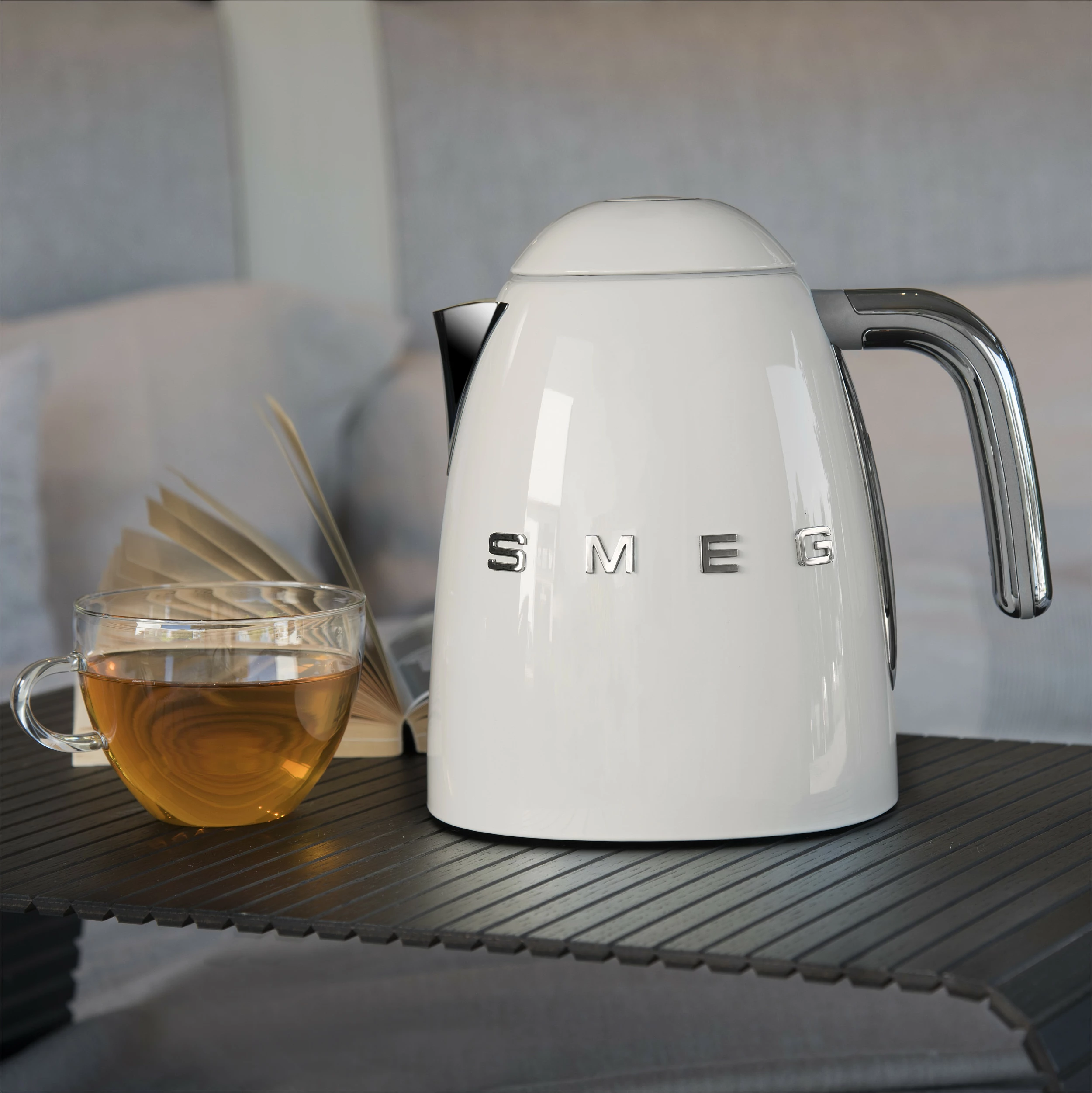 Çajnik elektrik Smeg 50s Style KLF04CREU, krem
