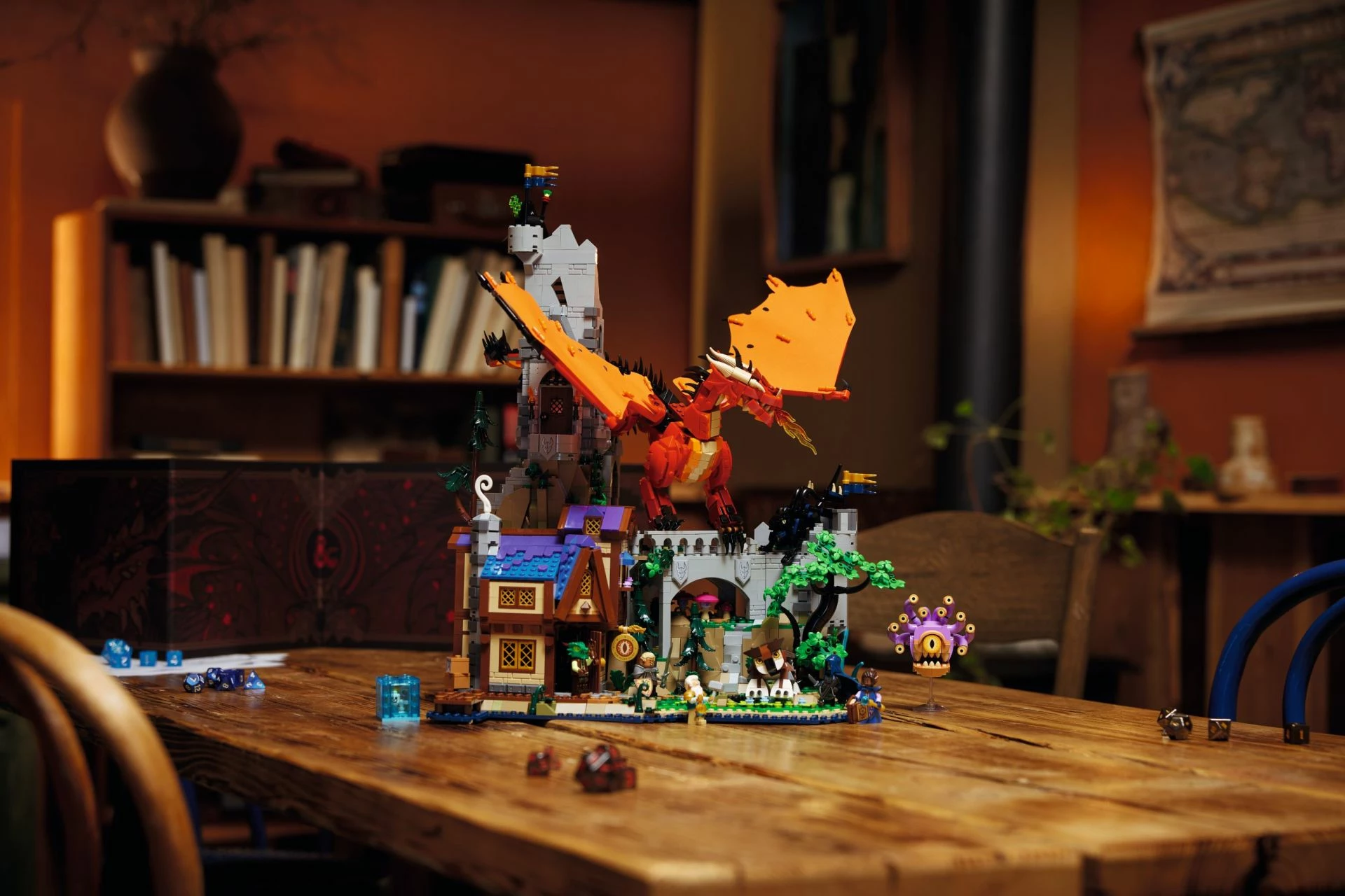 Set LEGO Ideas Dungeons & Dragons Red Dragon’s Tale 21348, 3745 copë, 5 minifigura, 18+