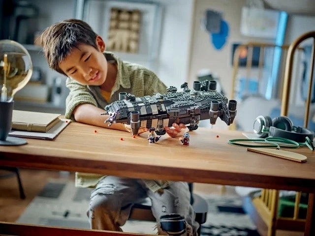 LEGO Star Wars 75374, Set me 5 Minifigura