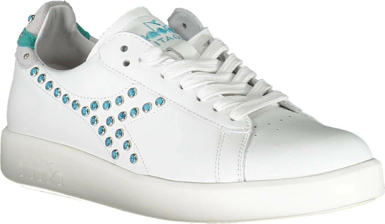 Atlete DIADORA femra, të bardha