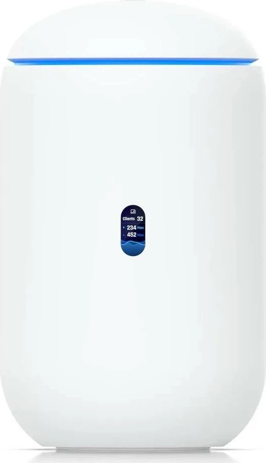 Router Ubiquiti UDR7, i bardhë