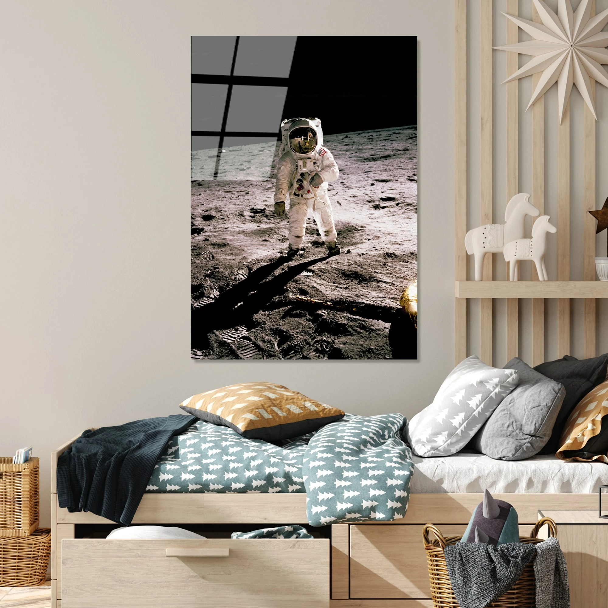 Pikturë dekorative prej xhami të temperuar, astronaut, shumëngjyrëshe, UV-196, 70x100cm