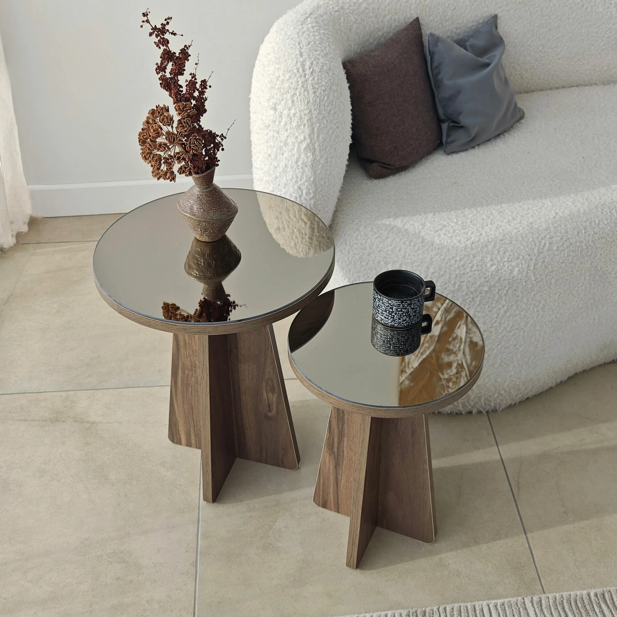 Set tavolinash anësore Skye Decor, Luna 2, bronzi, arr