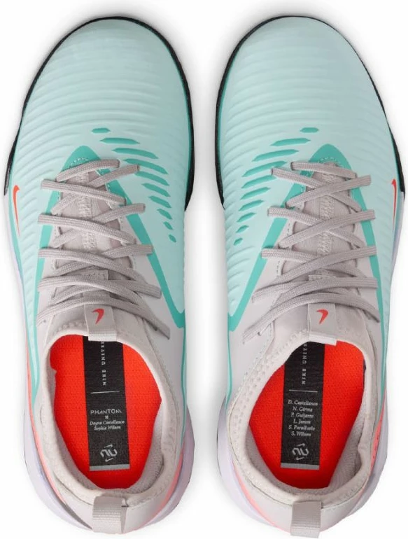 Atlete futbolli Nike Phantom 6 Low Academy Jr TF HV4290-300, për fëmijë [Madhësia: 36.5]