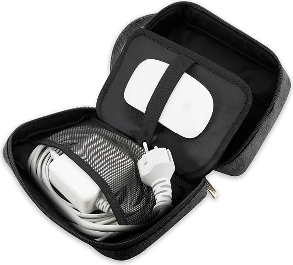 Çantë organizuese Guess 4G Printed Stripes, GUE002710-0, e zezë