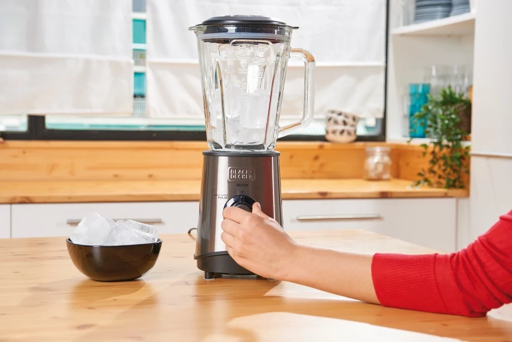 Blender Black&Decker BXJB800E 800W 1.5L, i zi