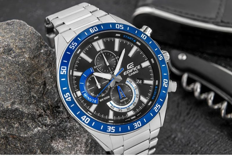 Orë dore për meshkuj Casio Edifice EFV-620D-1A2VUEF, argjendtë/kaltër, me kuti