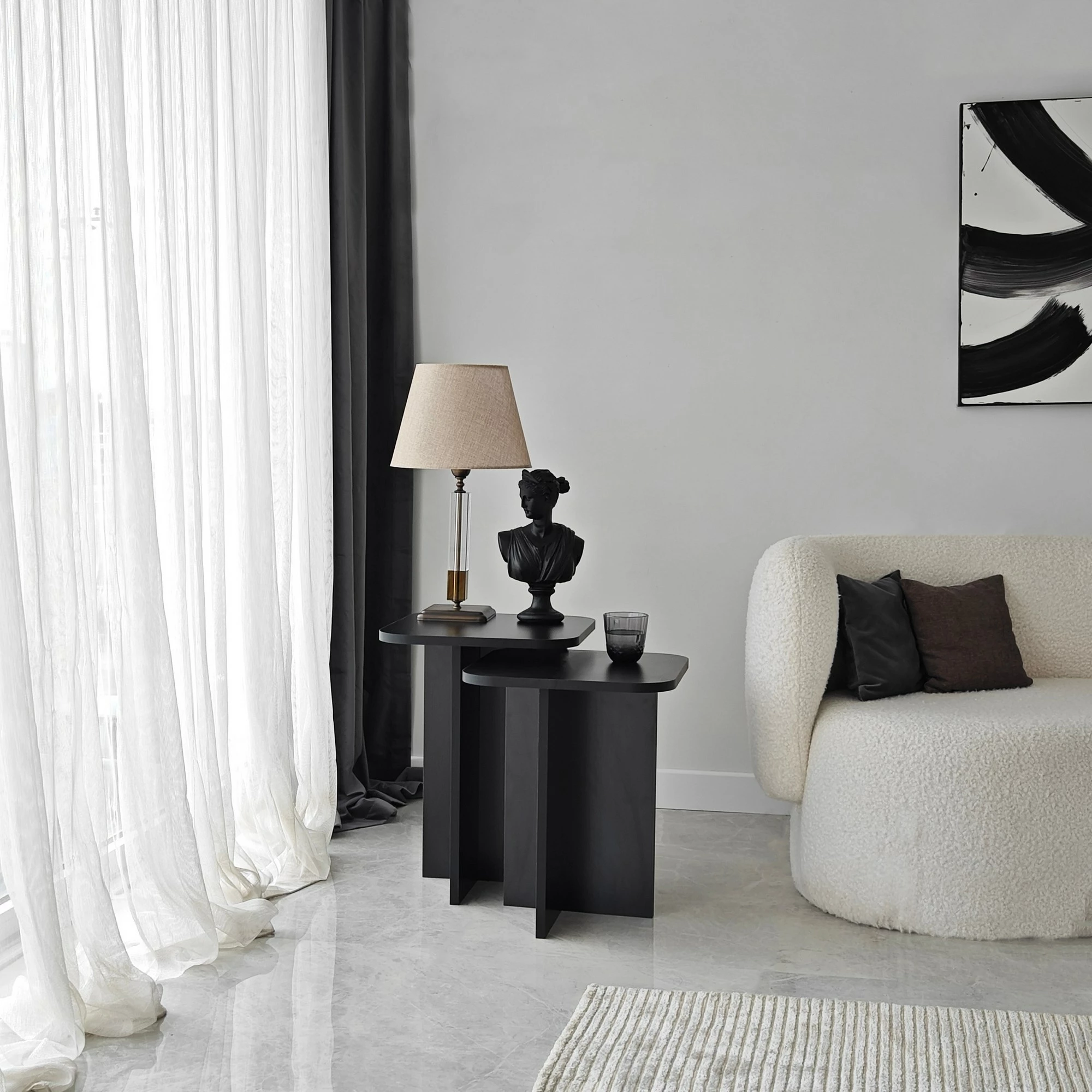 Set tavolinash anësore Hanah Home, Blues, e zezë