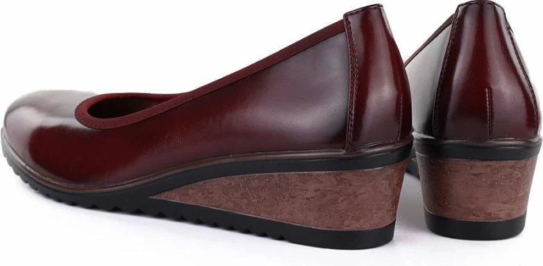 Këpucë me takë platformë për femra Vinceza 58628, të kuqe