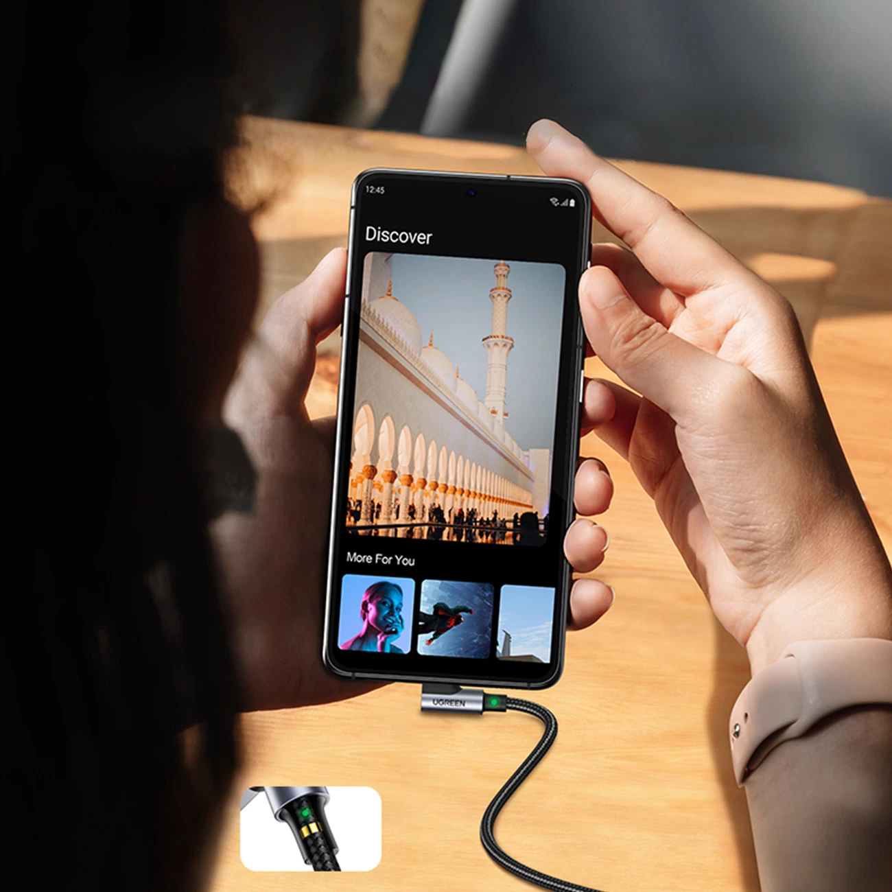 Kabllo Ugreen USB C në USB 2.0, 3m, 3A, kënd 90°, e zezë