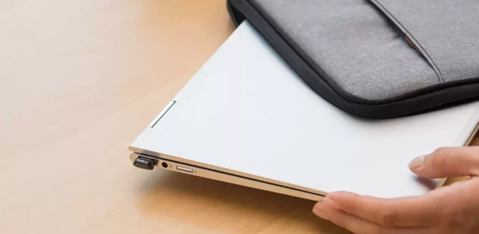 USB memorje SanDisk Ultra Fit SDCZ430-1T00-G46 1TB USB-A 3.2 Gen 1, e zezë