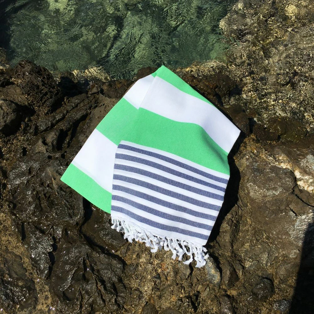 Peshqir plazhi Fouta Mijölnir, Sultan, ngjyrë kaltër e errët, gjelbër