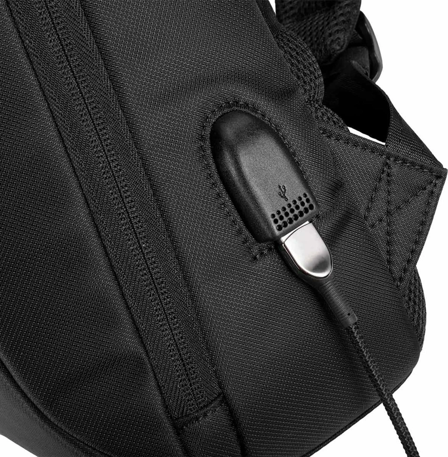 Çantë shpine për laptop Modecom Active 15 15.6" me portë USB, e zezë