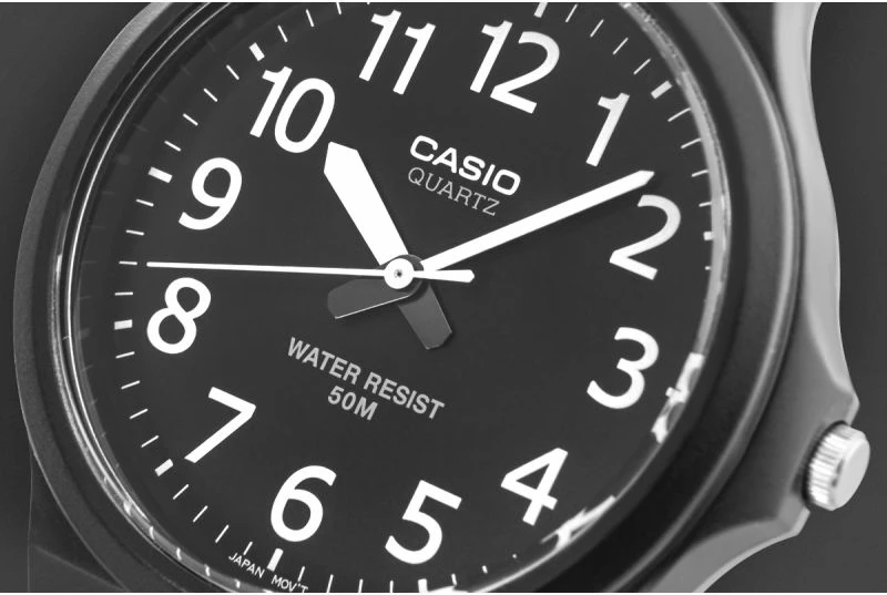Orë dore për meshkuj Casio, e zezë