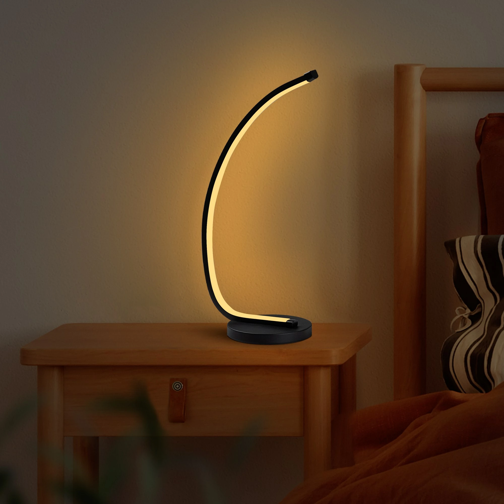 Llambë tavoline Opviq, Bevel - 13321, ngjyrë e zezë