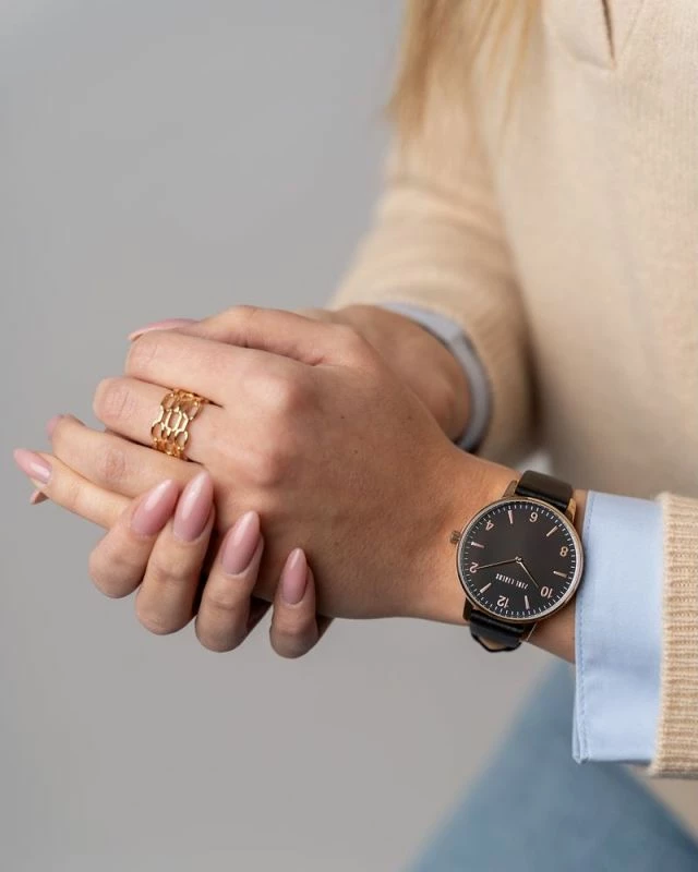 Orë dore për femra Paul Lorens, e zezë