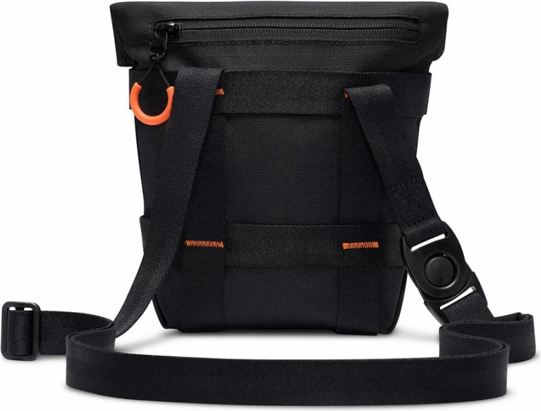 Çantë Nike, e zezë