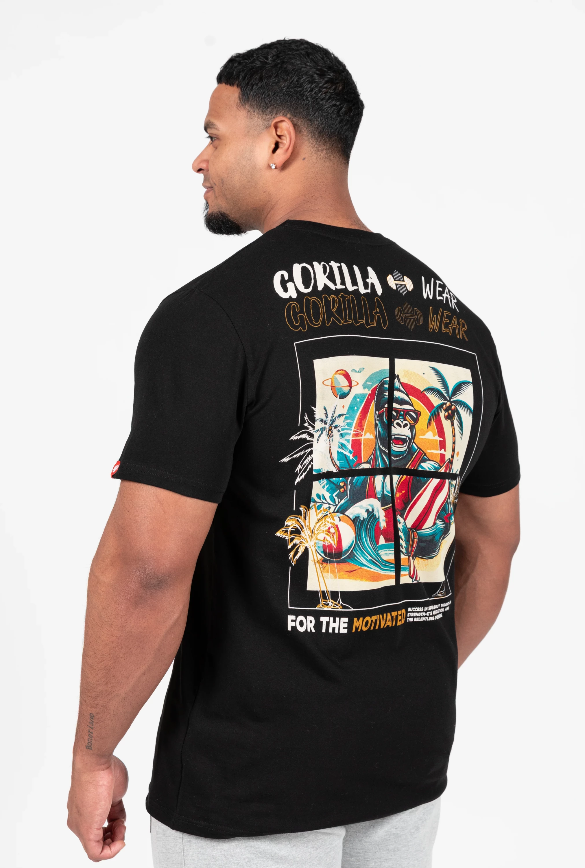 Santa Cruz T-Shirt - Black [Madhësia: S]