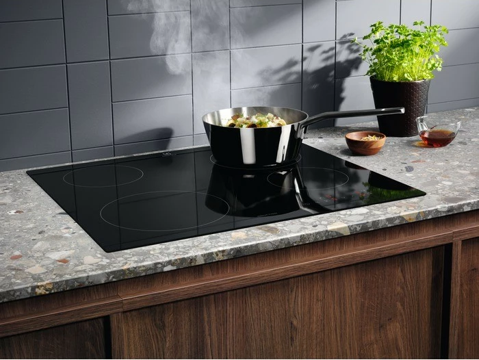 Pllakë induksioni Electrolux LIB60420CK, 4 zona, me prekje, e zezë