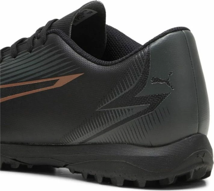 Atlete futbolli për meshkuj Puma Ultra Play TT, të zeza [Madhësia: 46.5]