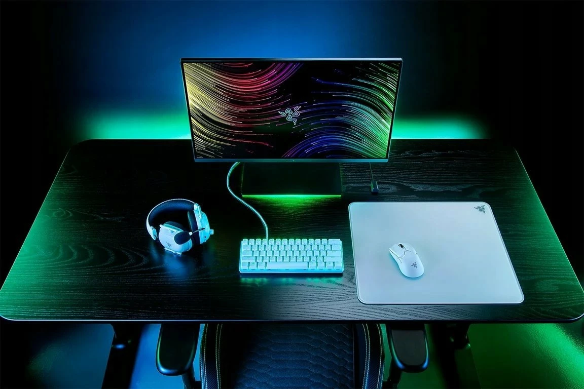 Mauspad Razer Atlas RZ02-04890200-R3M1, L, qelq i temperuar, 45×40 cm, White